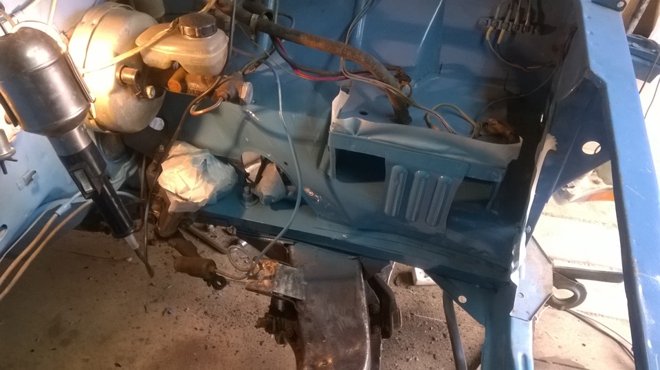 Навел шороху под капотом :) — ИЖ Москвич 412, 1,5 л., 1990 года ...