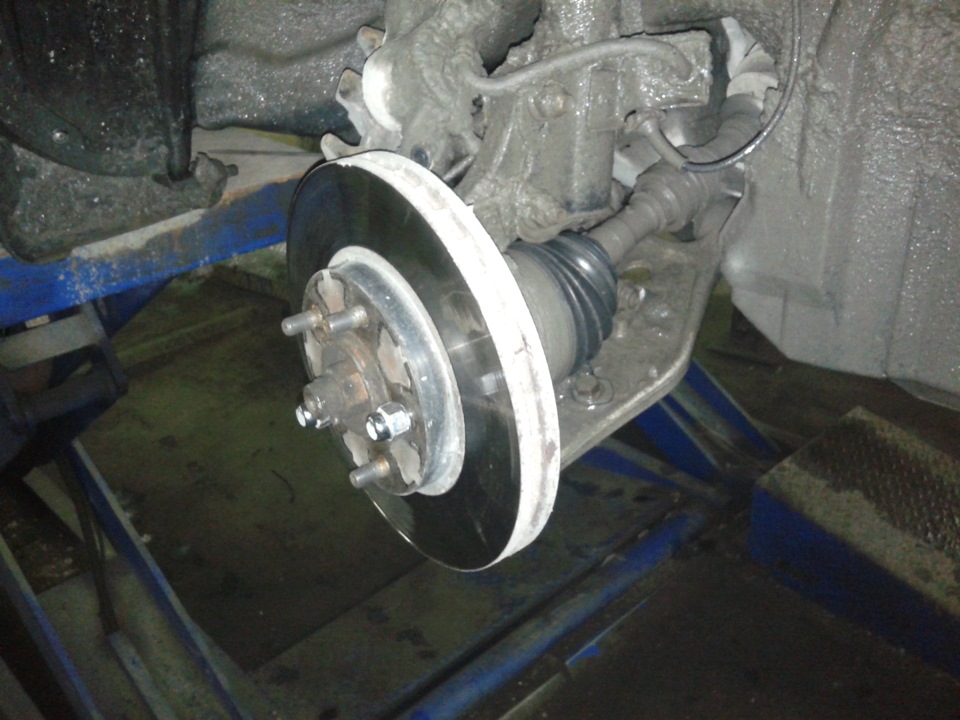 Проточка тормозных дисков без снятия — Nissan X-Trail I (t30), 2,5 л ...