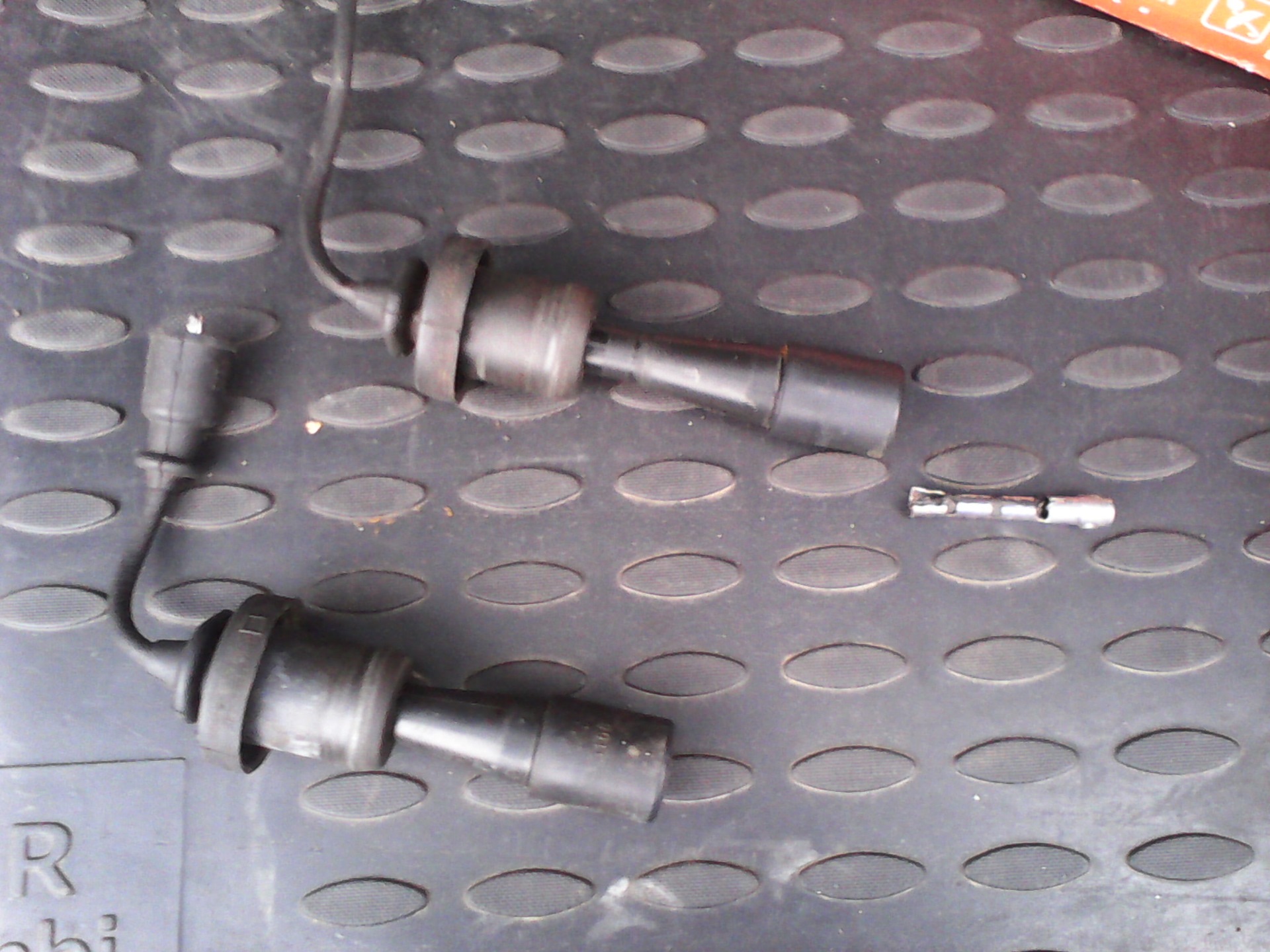 Замена высоковольтных проводов — Mitsubishi Lancer IX, 2 л, 2004 года ...