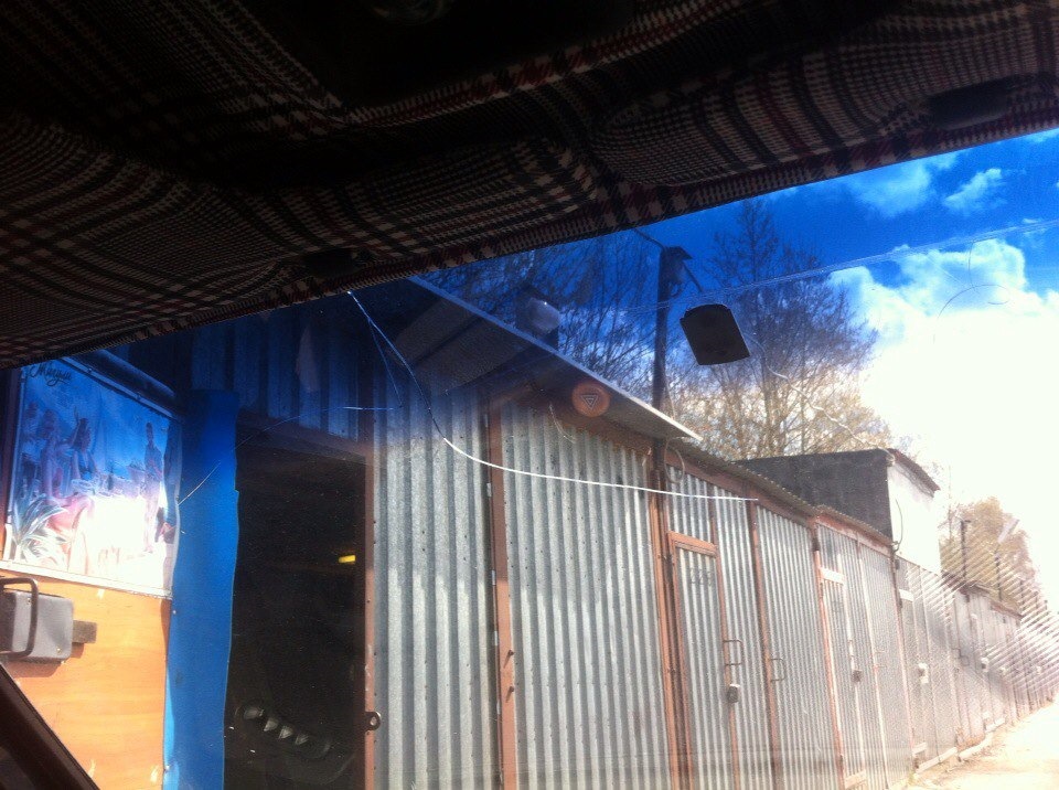 Замена лобового стекла — Lada 2115, 1,5 л, 2003 года | своими руками ...