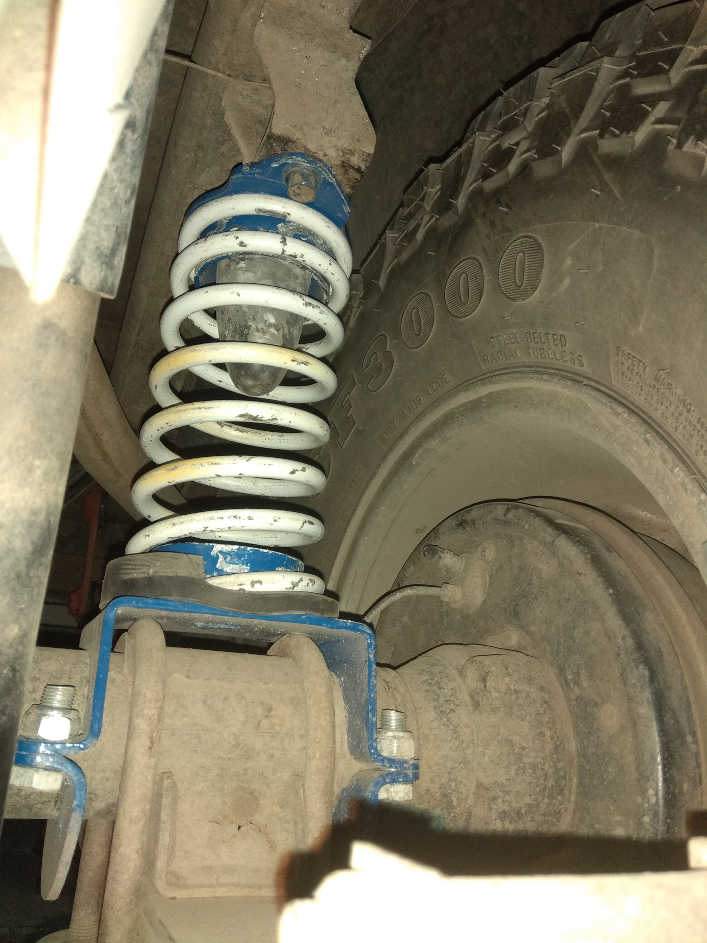 пружины от ниссан террано р50. проставки амортизаторов додж 1500. пружины под рессоры фронтера а. проставки пружин 2109. пневмобаллоны в передние пружины uaz patriot.