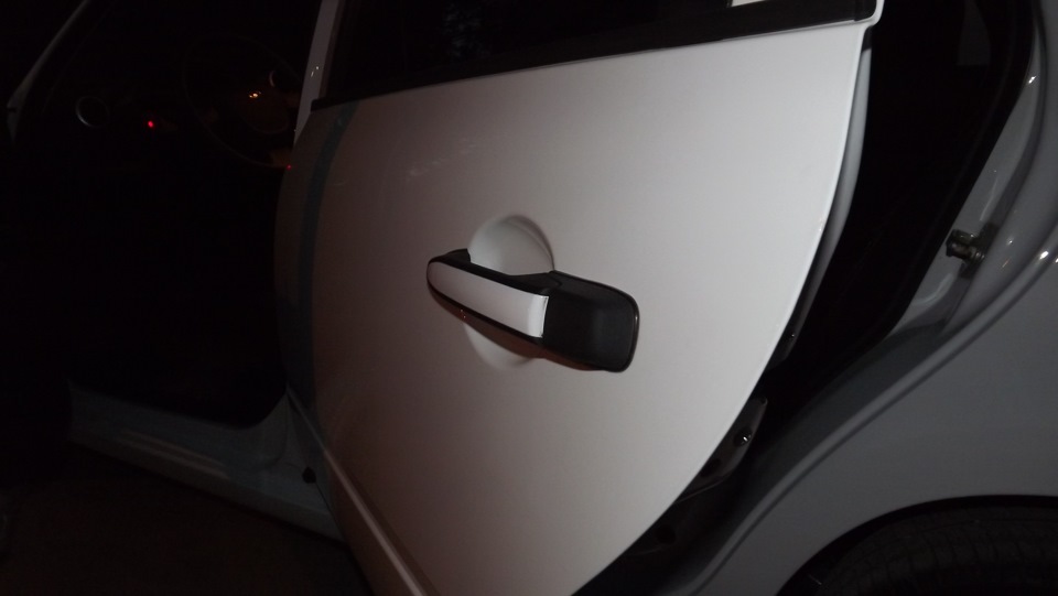 дверные ручки) — Lada Гранта, 1,6 л, 2013 года | стайлинг | DRIVE2