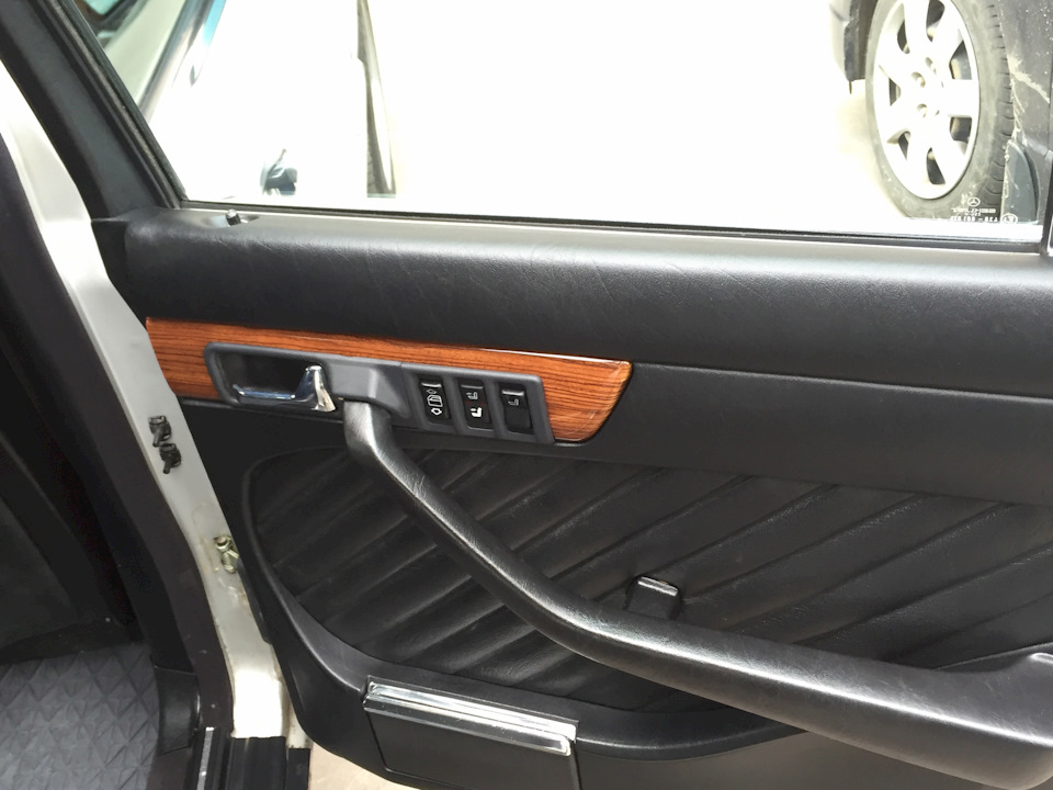 Фото в бортжурнале Mercedes-Benz S-Class (W126)