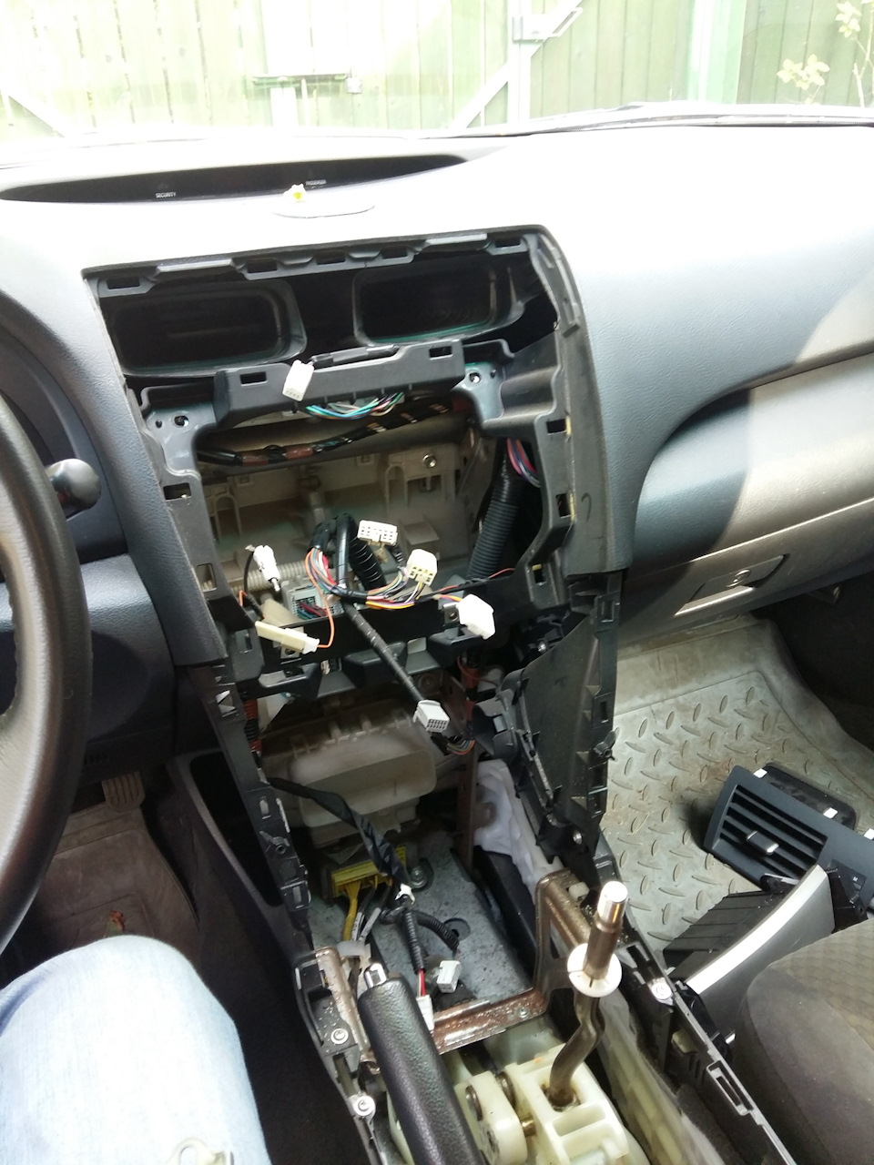 Как подключить usb к штатной магнитоле тойота камри