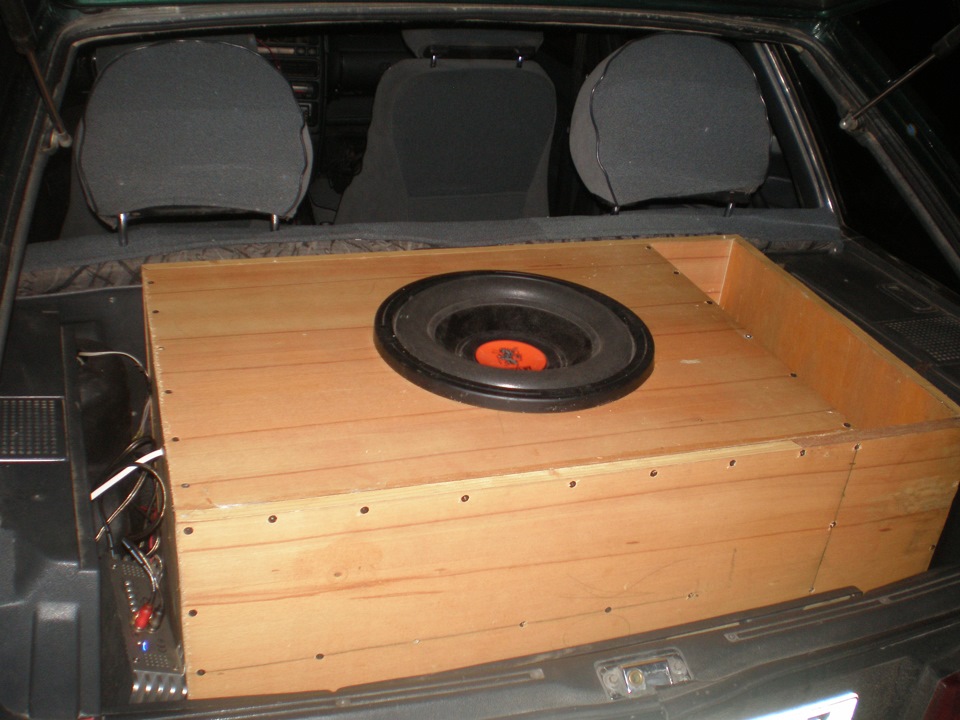 Сабвуфер kia ceed cd harman. Саб аренда. Сабвуфер компактный в sportage 4. Саб аренда. Сабвуфер старенький домашний.