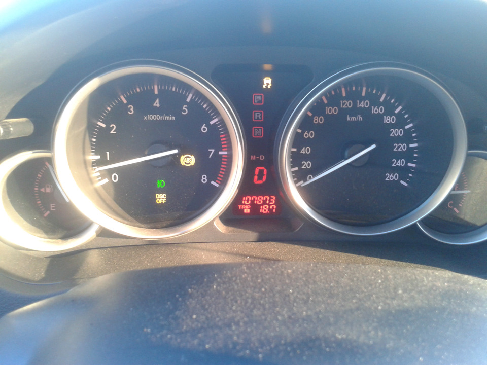 вроде обычная гирлянда, которая у многих выпадала — Mazda 6 (2G) GH