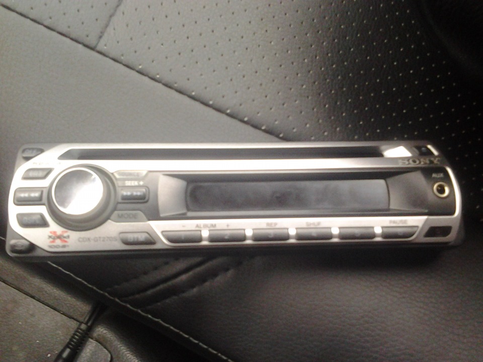 Что это? Умерла магнитола? Оо — Lada 2108, 1,3 л, 1987 года | автозвук ...