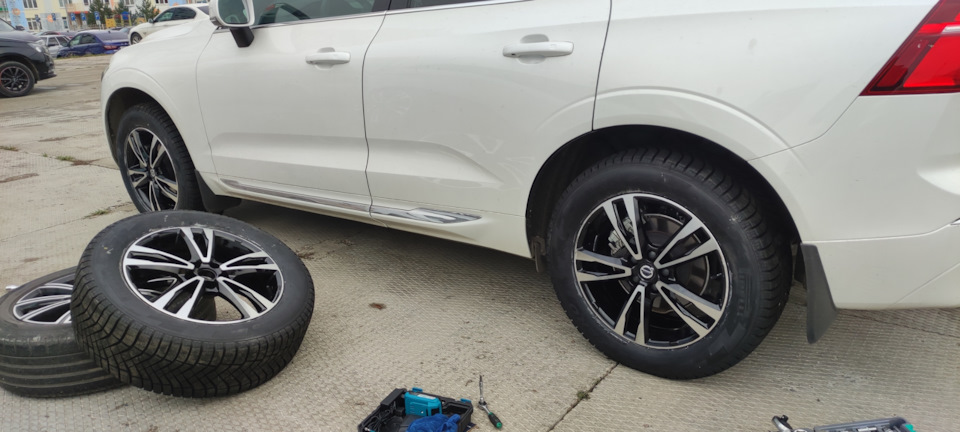 Фото в бортжурнале Volvo XC60 (2G)