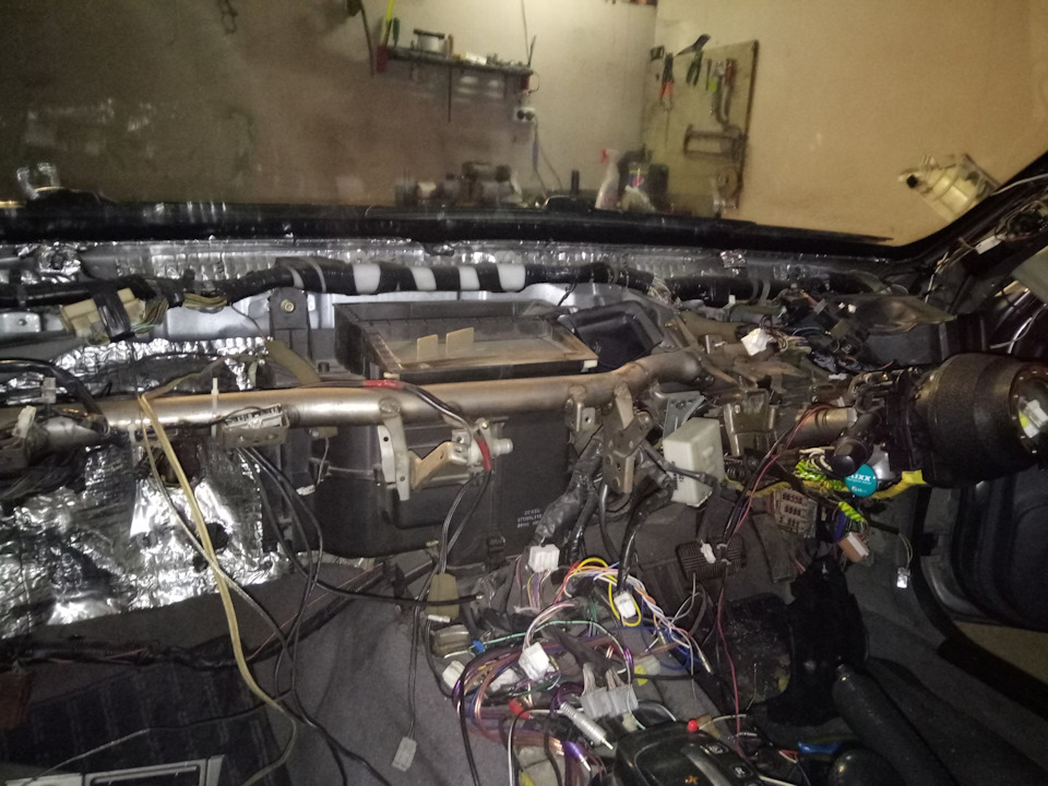 Замена печного радиатора — Nissan Skyline (R34), 2,5 л, 2001 года ...