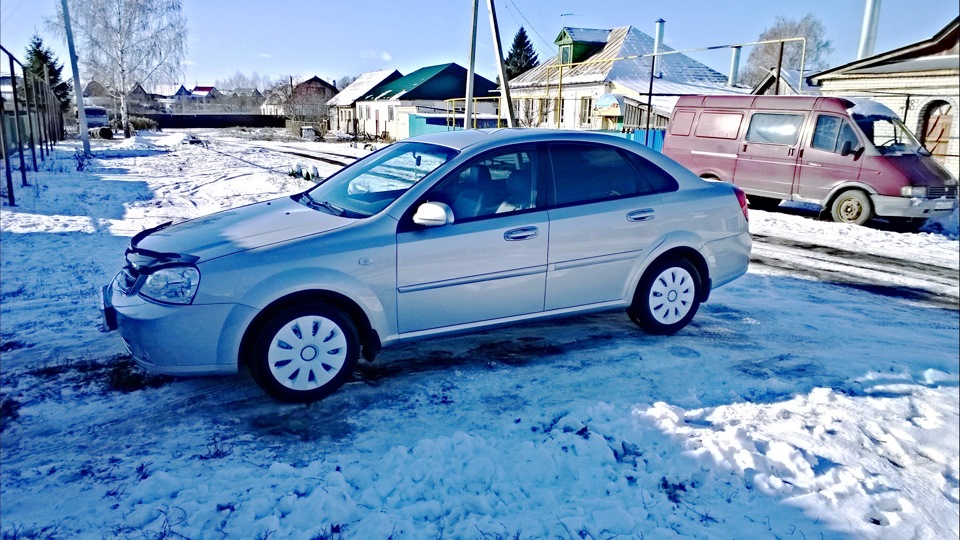 Chevrolet Lacetti седан зимой