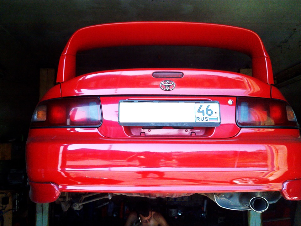 Замена колодок и тросиков на ручник))) — Toyota Celica (200), 2 л, 1998 ...
