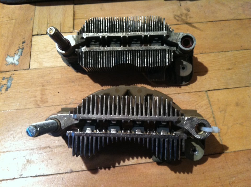 Ремонт генератора — диодный мост сгорел — Mitsubishi Pajero (3G), 3,2 л ...