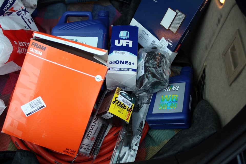 Набор фильтров и замена масла — Alfa Romeo 159 Sportwagon, 1,9 л, 2010 ...