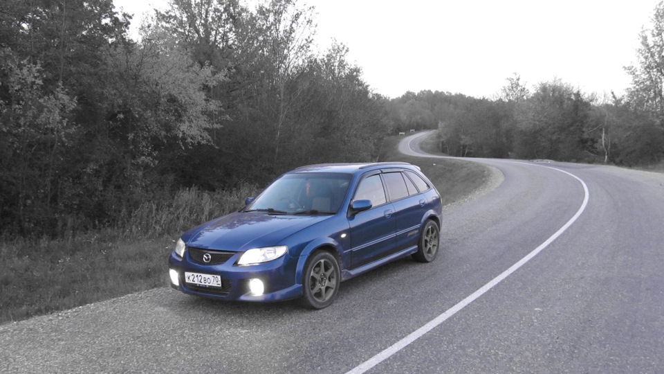 Mazda Familia Sports Line 2.0