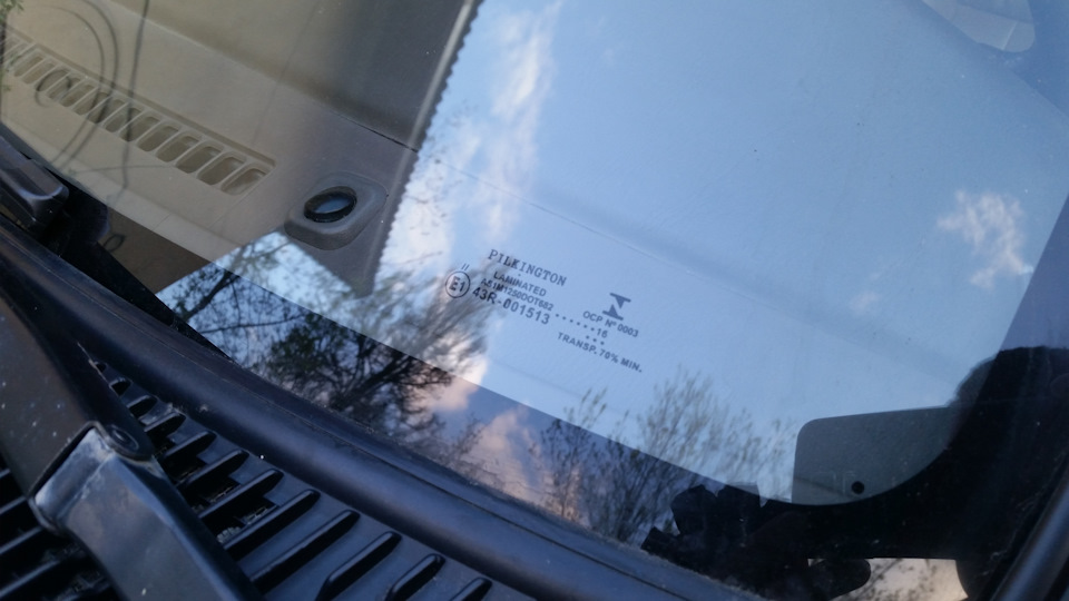 Поменял лобовое стекло. — Toyota 4Runner (III) (185), 3,4 л., 1999 года ...