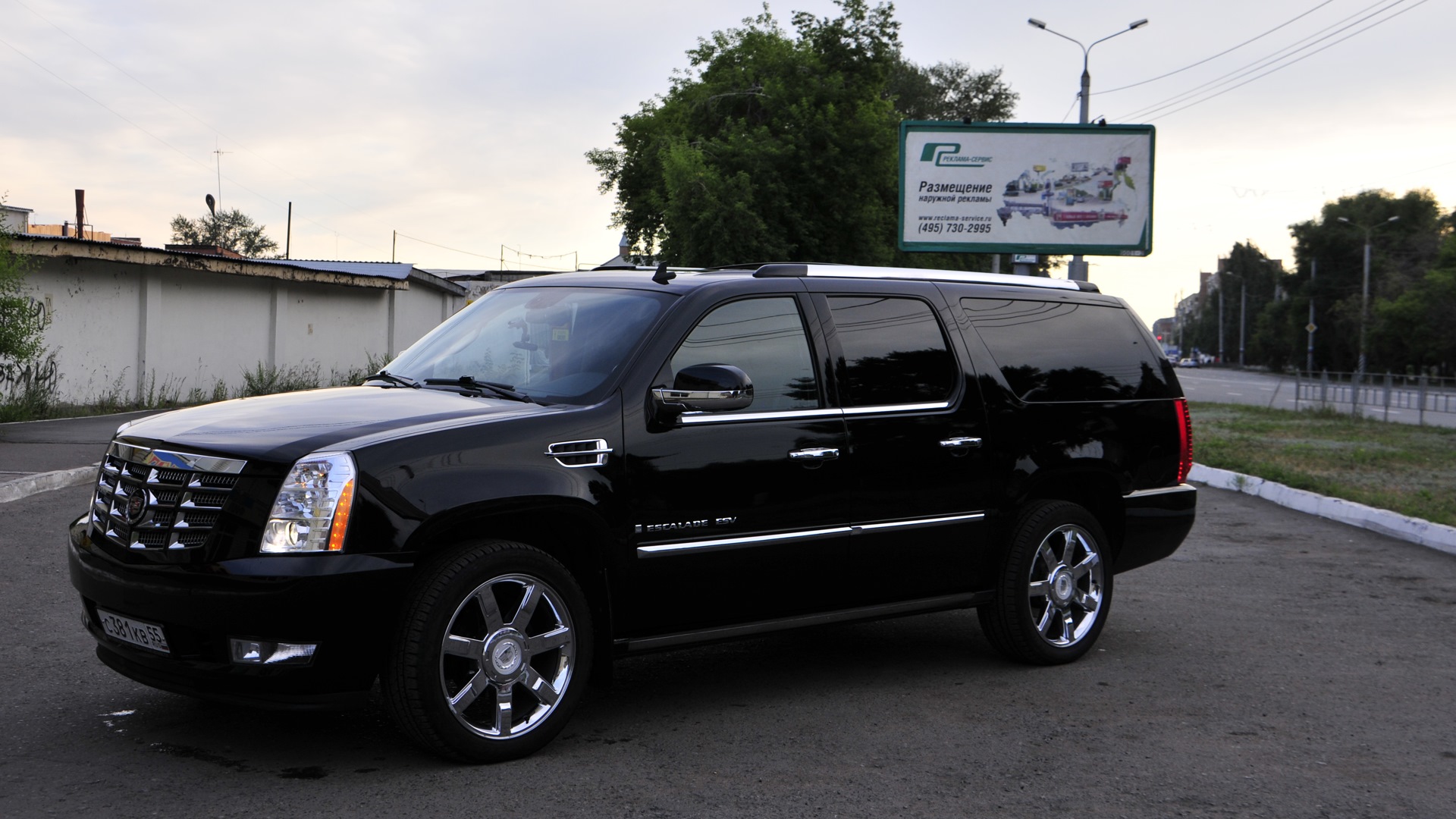 Cadillac Escalade (3G) 6.2 бензиновый 2008 | 