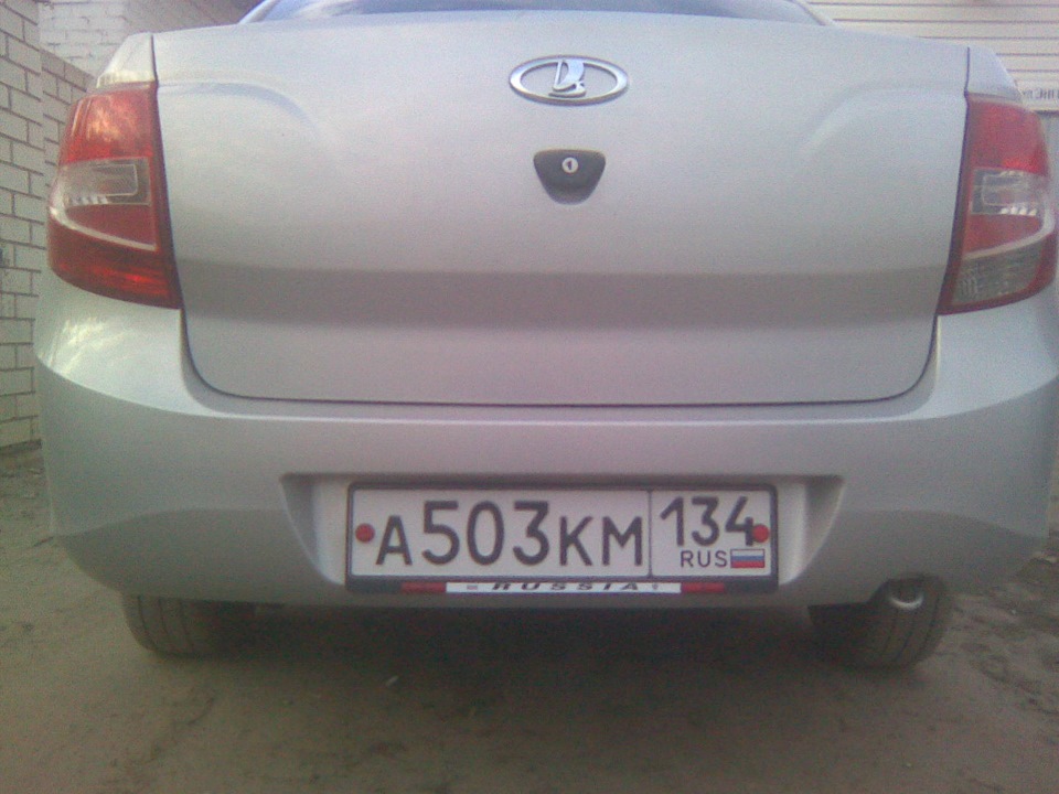 убираем шильдики с багажника — Lada Гранта, 1,6 л, 2013 года | стайлинг ...