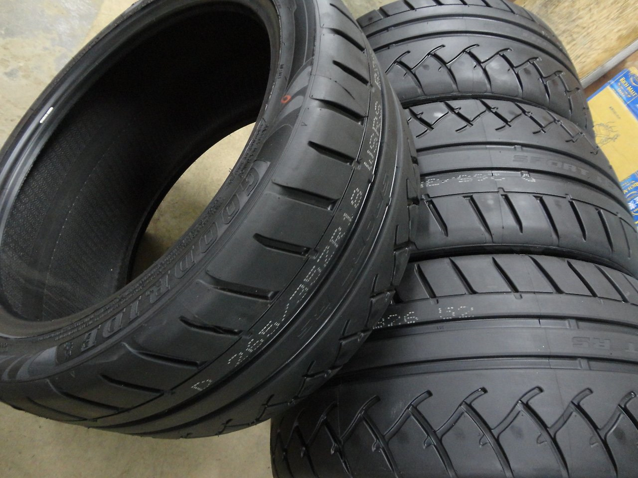 Goodride sport rs. Goodride Sport RS 225/40 r18. Goodride Sport RS 225/45/17. Goodride 265 35 18.