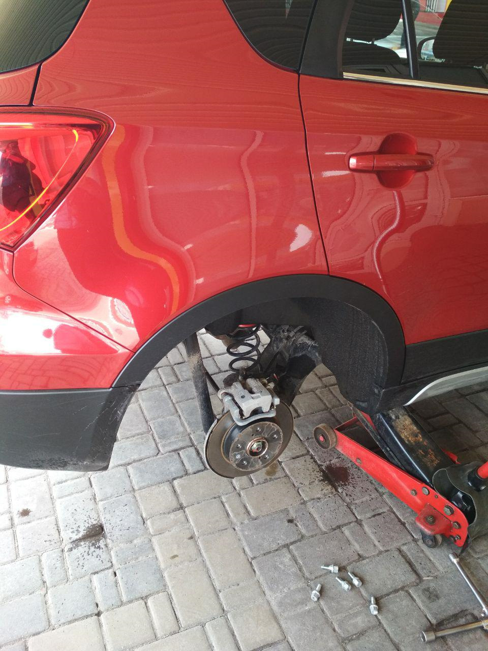 С первым саморезом — Suzuki SX4 (2G), 1,4 л., 2017 года | шины | DRIVE2