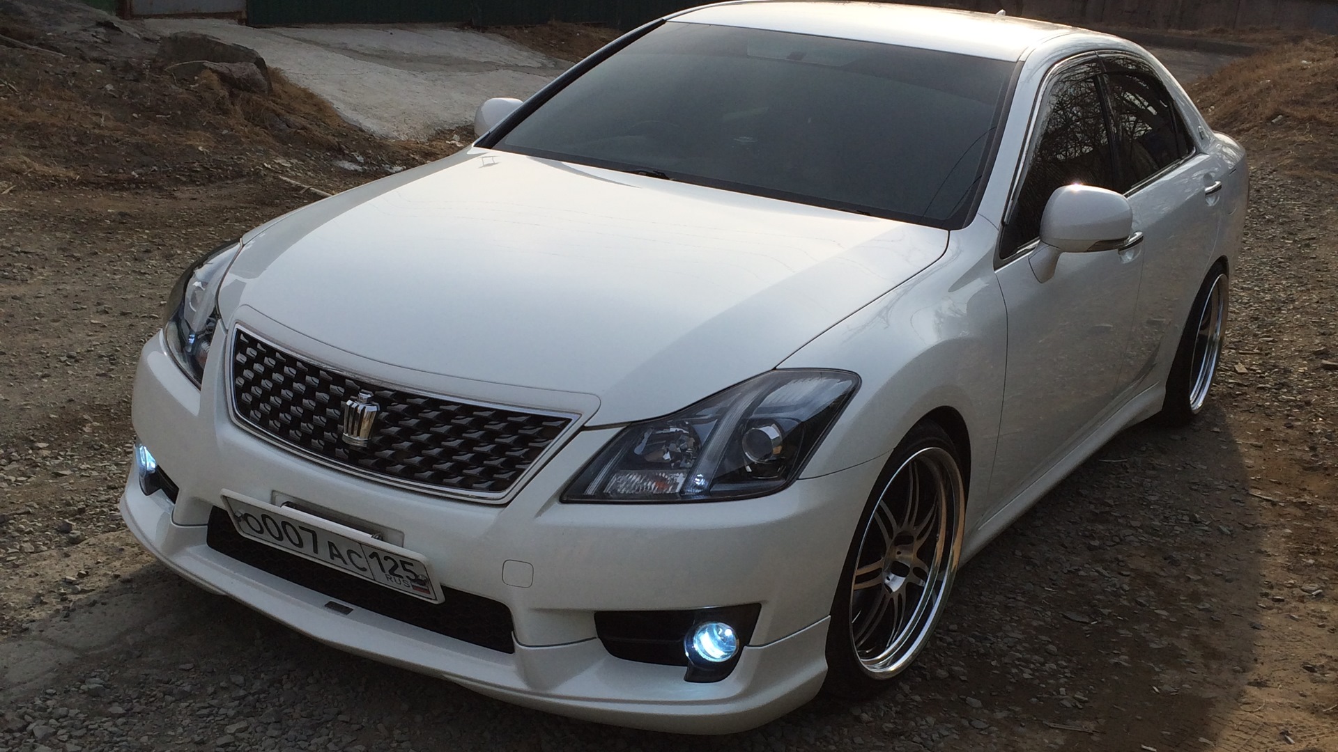 Toyota Crown s200 athlete