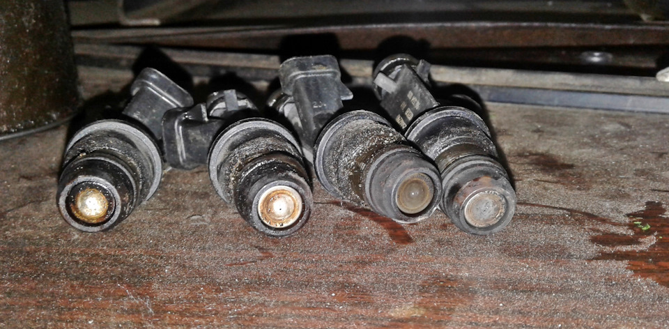 Чистка бензиновых форсунок на стенде — Daewoo Lanos, 1,5 л, 2003 года ...