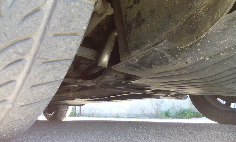 Виден кончик выхлопной трубы котла — Skoda Yeti