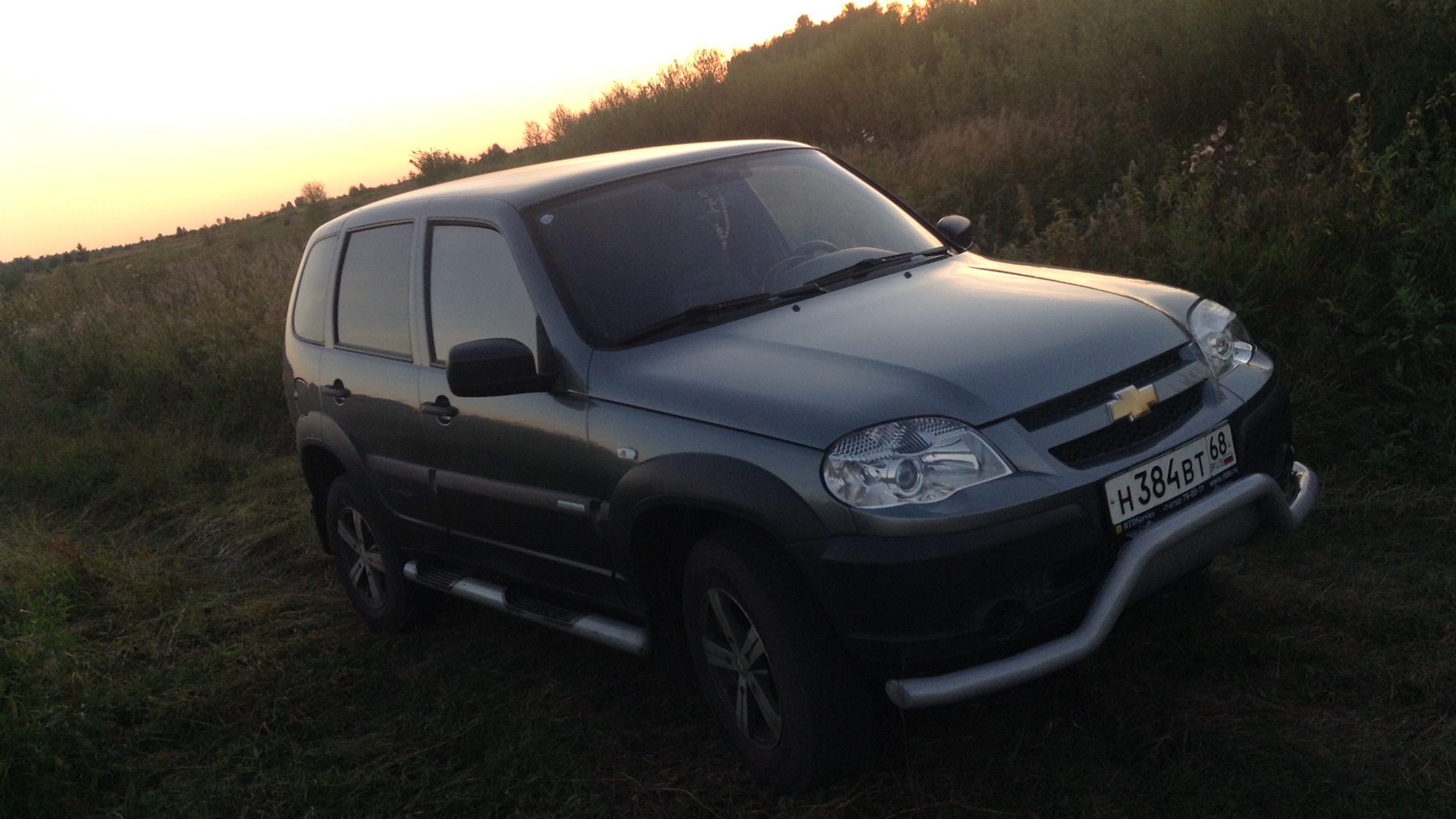 Chevrolet Niva 1.7 бензиновый 2012 | 