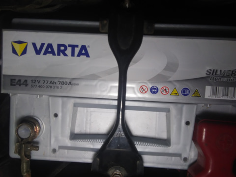 Varta SILVER Dynamic 577 400 078 3162 E44 12Volt 77Ah 780A/EN car