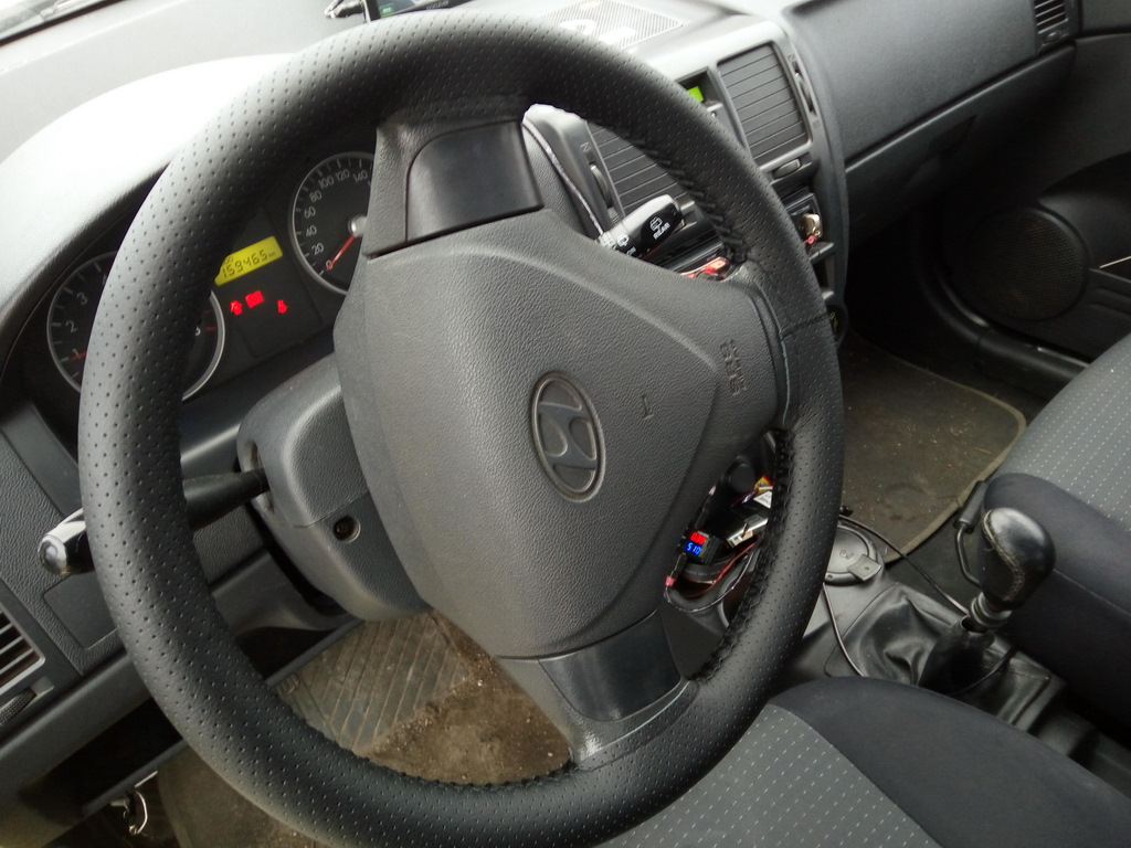 Руль hyundai getz 2006. Диаметр руля гетц. Диаметр руля гетц. Диаметр руля гетц. Руль фиат альбеа.