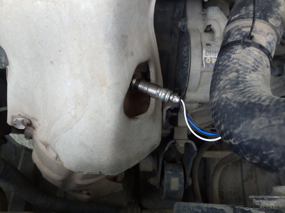 Кислородный датчик/ лямбда зонт/ - Toyota Ipsum (21), 2,4 л, 2004 года своими ру