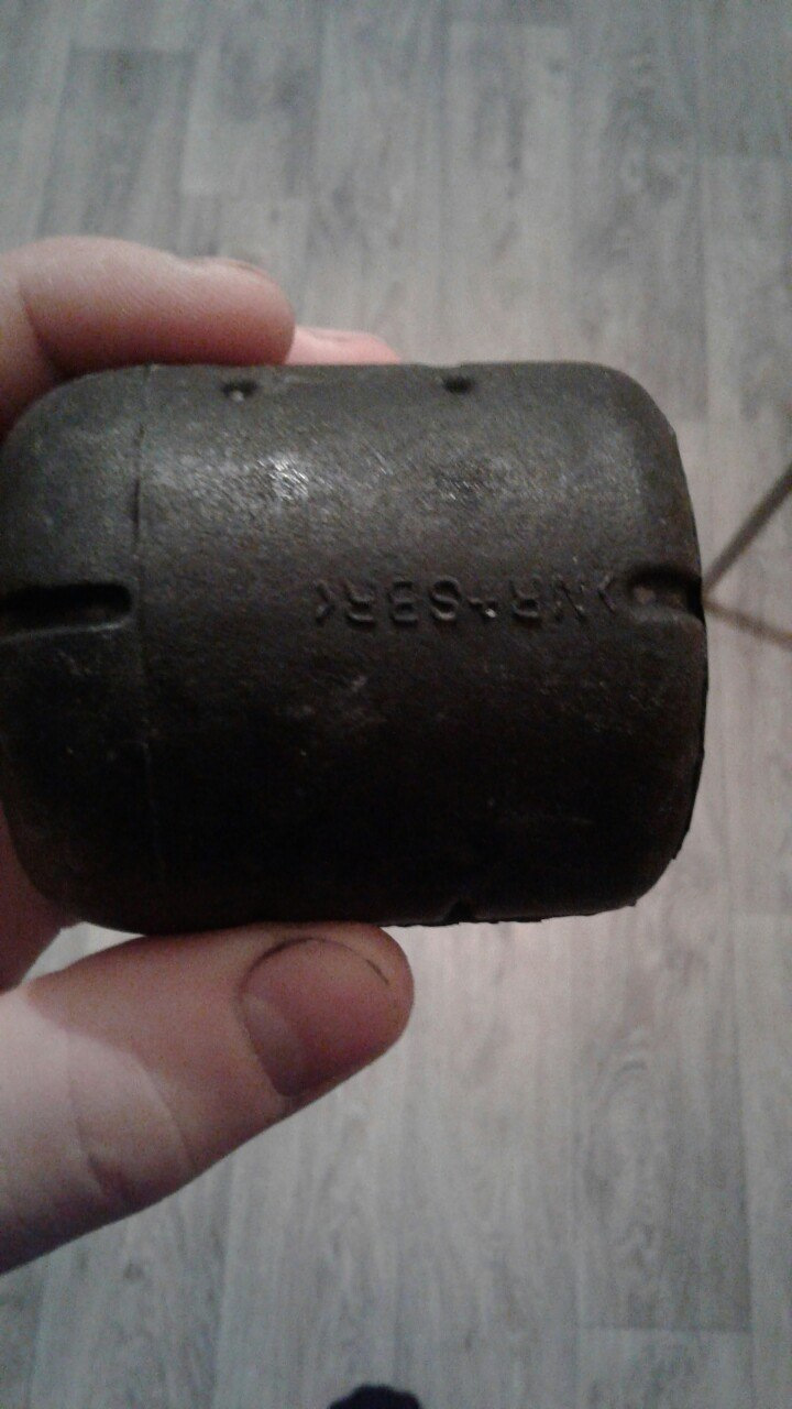 Задние сайлентблоки, передних рычагов. — Nissan Avenir (2G), 2 л, 1998 ...