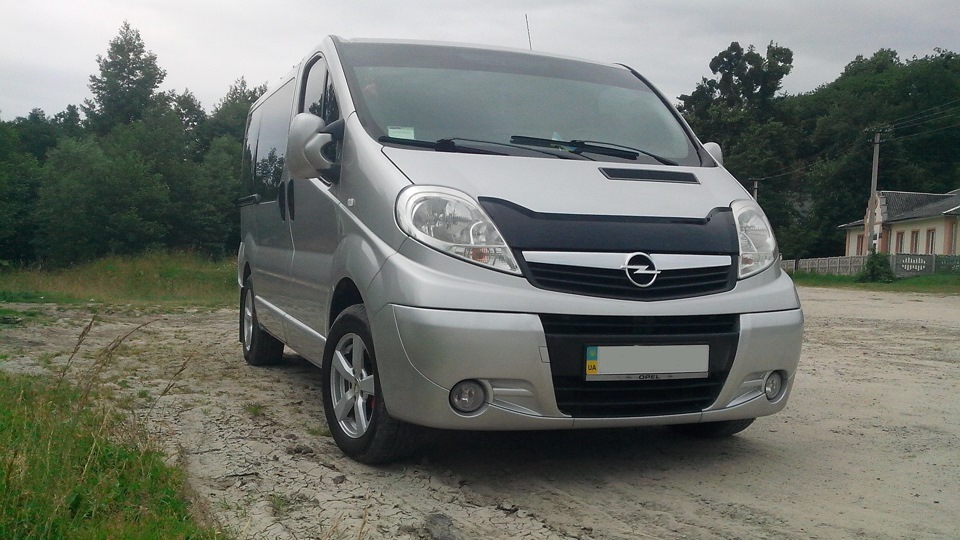 Opel Vivaro 1.9 dci СаблеZуб