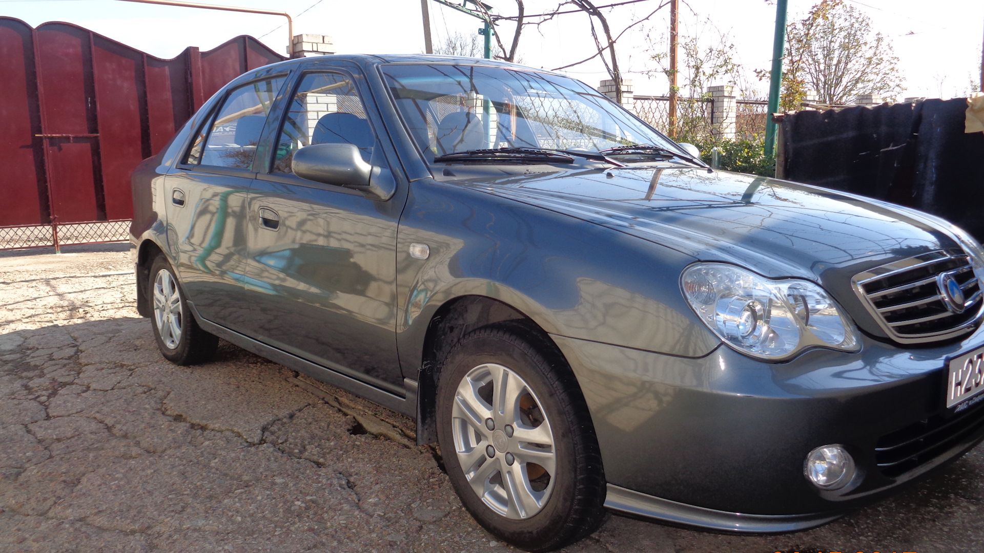 Geely CK 1.5 бензиновый 2012 | -2 Мокрый асфальт 1.5GL на DRIVE2