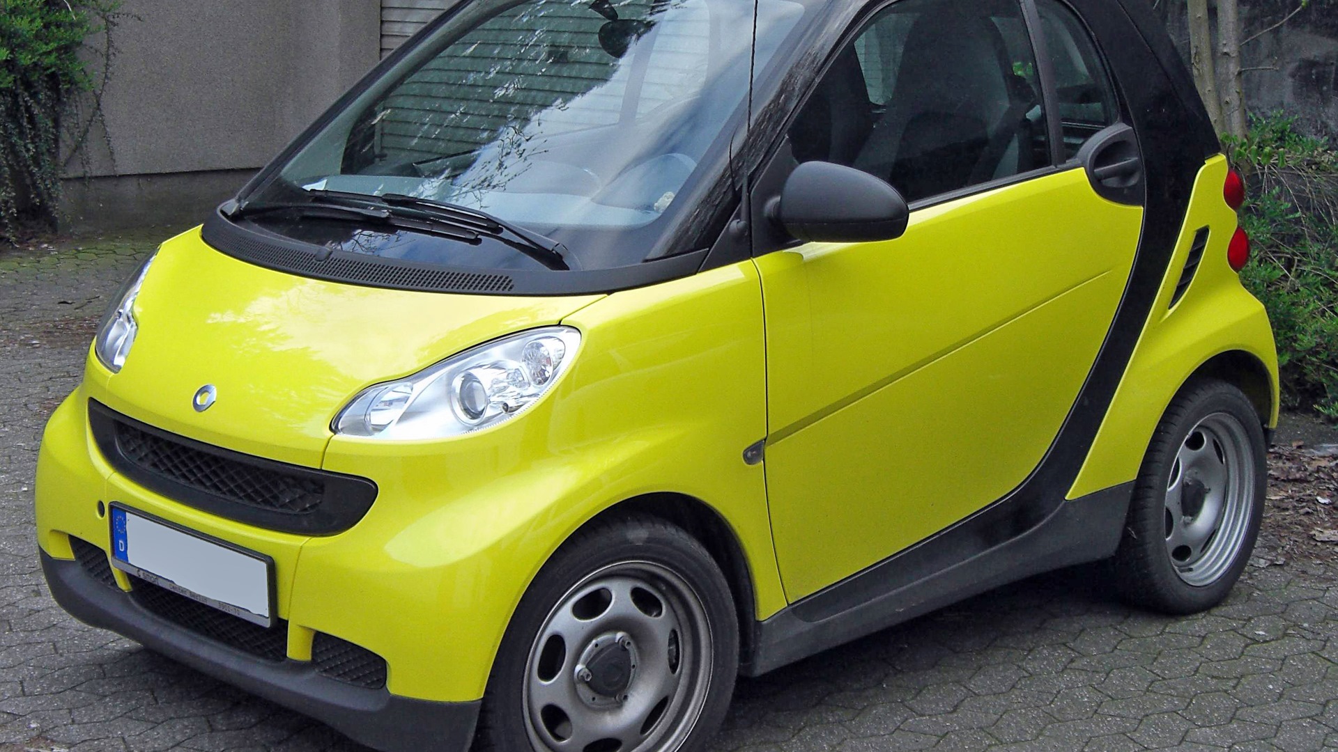 Машина смарт Fortwo Coupe