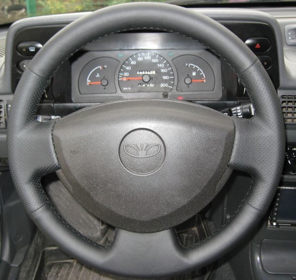 Запись № 194. А рули то одинаковые — Renault Logan (1G), 1,6 л, 2012 ...
