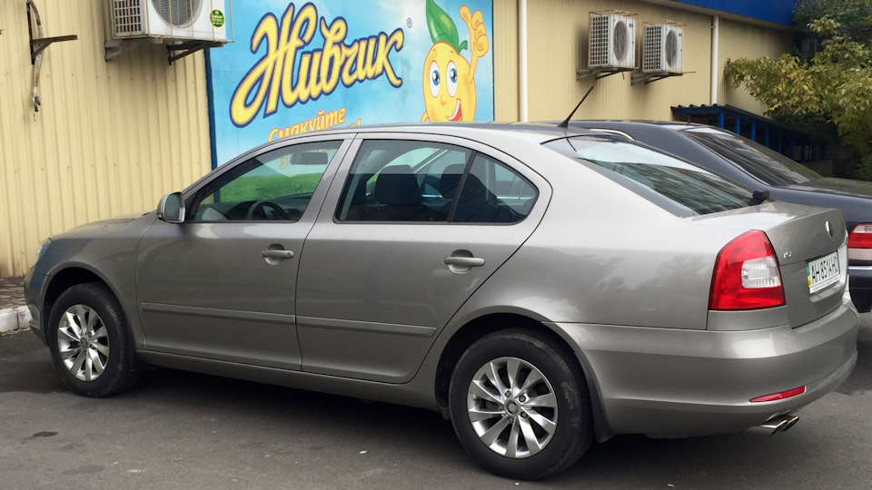 0,5 на двоих) — Skoda Octavia A5 Mk2, 1,8 л, 2011 года | наблюдение ...