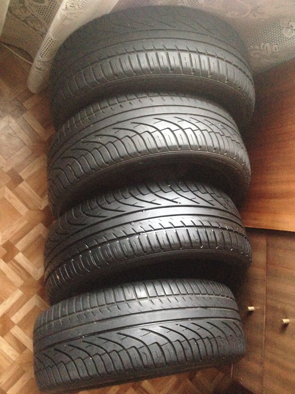 Мишлен пилот примаси фото. Michelin pilot primacy. Pilot primacy. Michelin primacy 3 st. Michelin pilot primacy.