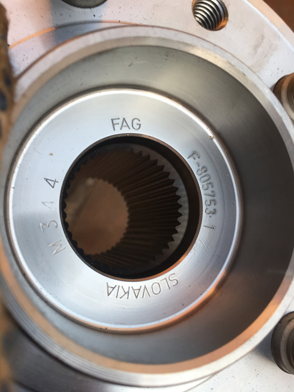 ,, , — Ford S-Max (1G). Запчасти на фото: 8057537