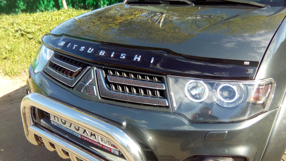 Дефлектор капота — Mitsubishi Pajero Sport (2G), 2,5 л, 2013 года ...