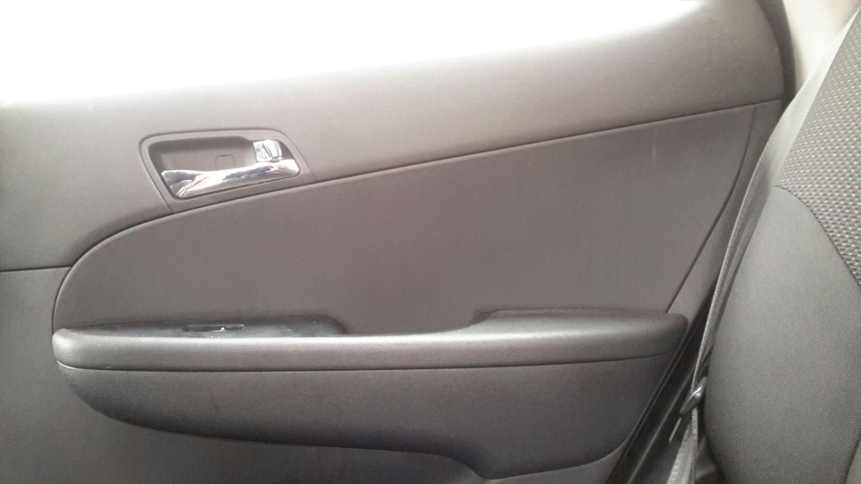 Как снять дверную карту i30 Обшивка двери в процессе - Hyundai i30 (1G), 1,6 л, 2010 года стайлинг DRIVE2