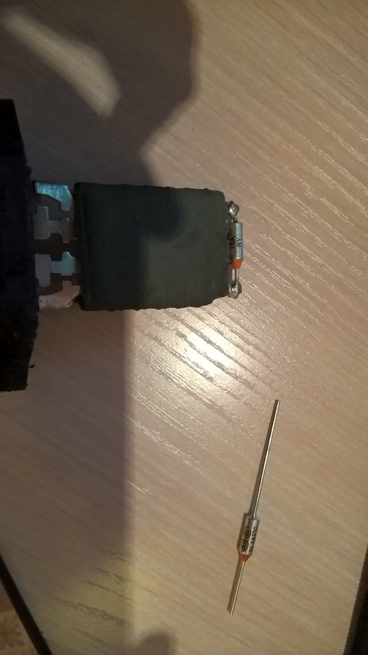 Свист вентилятора отопителя+отсутствие режимов работы. — Jeep Grand ...