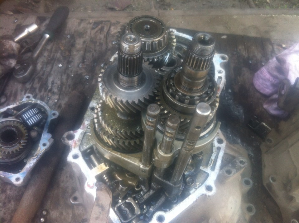 Поломка коробки передач. — Hyundai Pony, 1,5 л, 1992 года | поломка ...