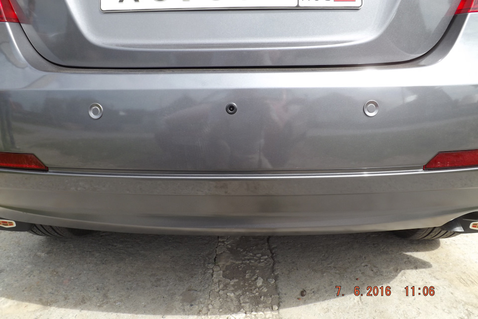 Установка камеры заднего вида — Geely Emgrand EC7 RV, 1,8 л, 2013 года ...