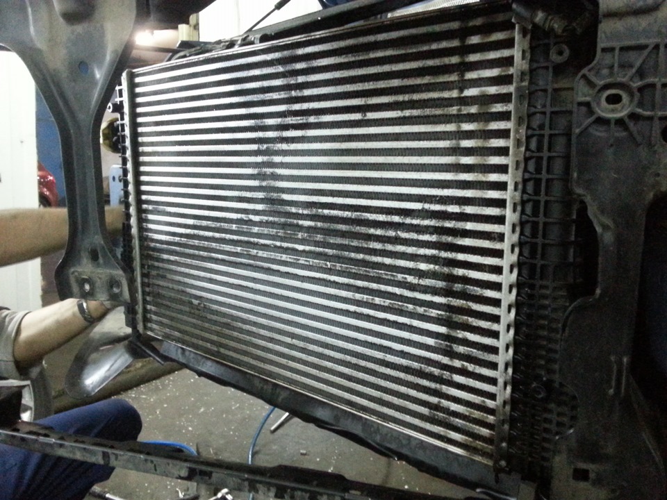 Примерно такого вида получился итог после мытья — Volkswagen Tiguan (1G)