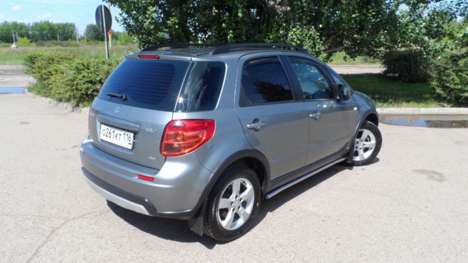 Л 2011. Suzuki sx4 1,6мт. 2011 Sx4 MT. Стальные колеса машина Suzuki sx4. Сузуки sx4 MT резина.