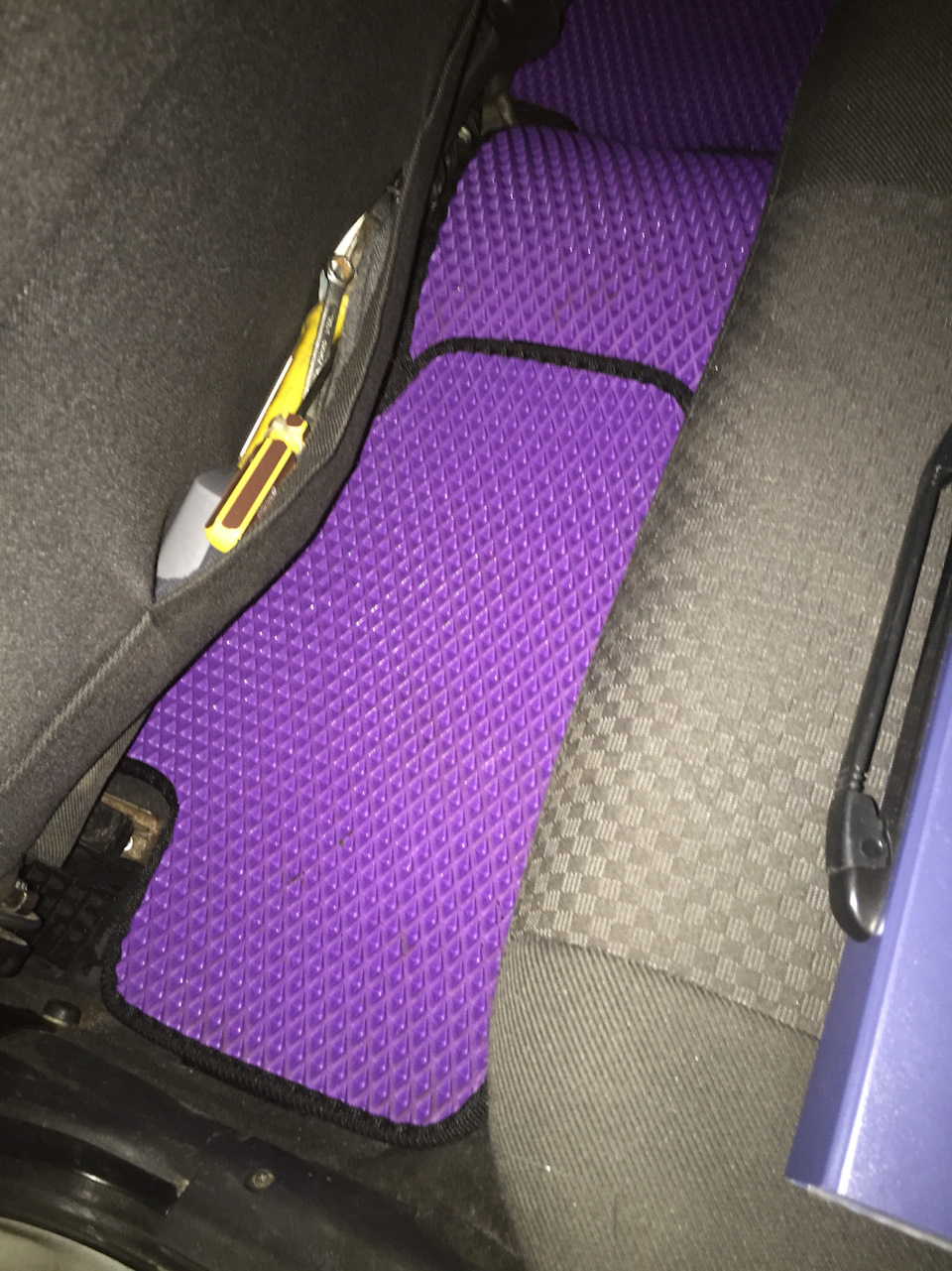 #85 коврики Eva — Lada Приора хэтчбек, 1,6 л, 2011 года | аксессуары ...