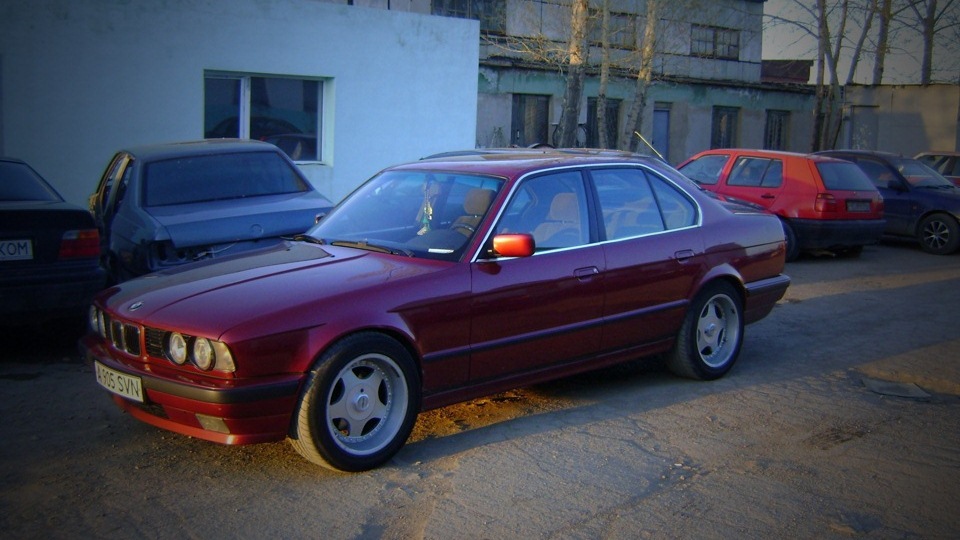 bmw e34 вишня