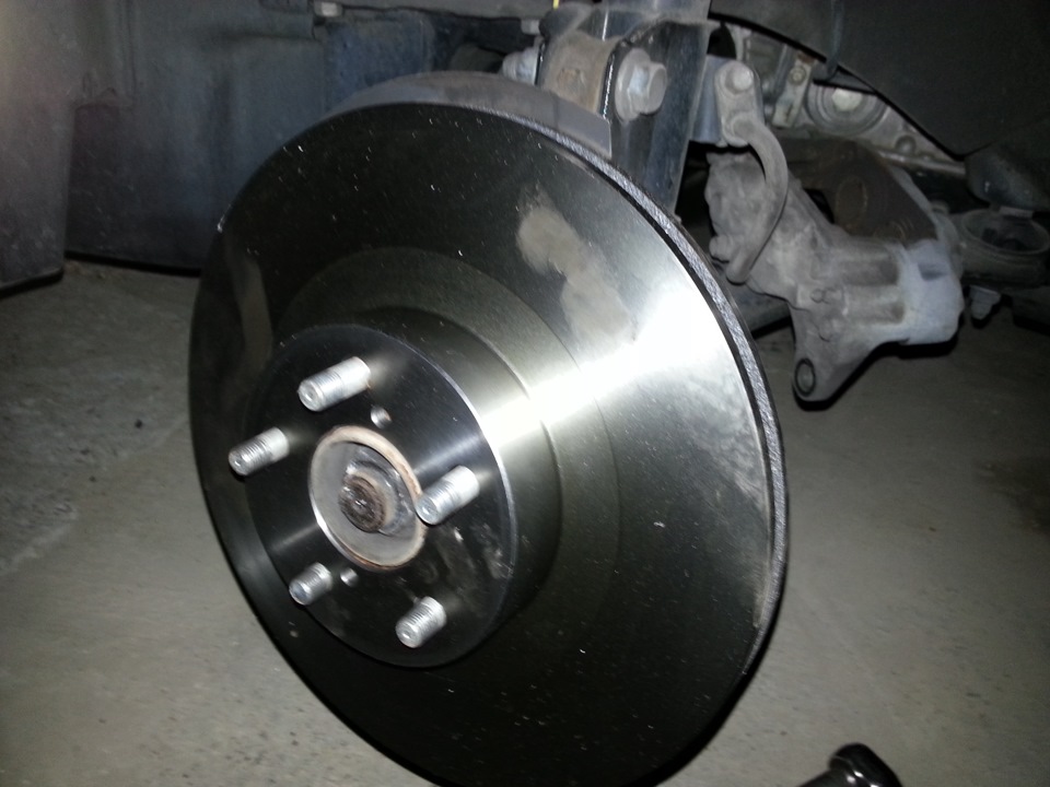 Замена передних тормозных дисков и колодок — Subaru Legacy B4 (BL), 2 л ...