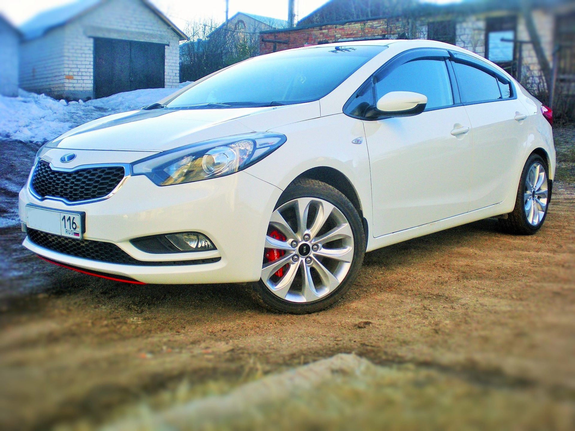 Kia Cerato 2013 белая