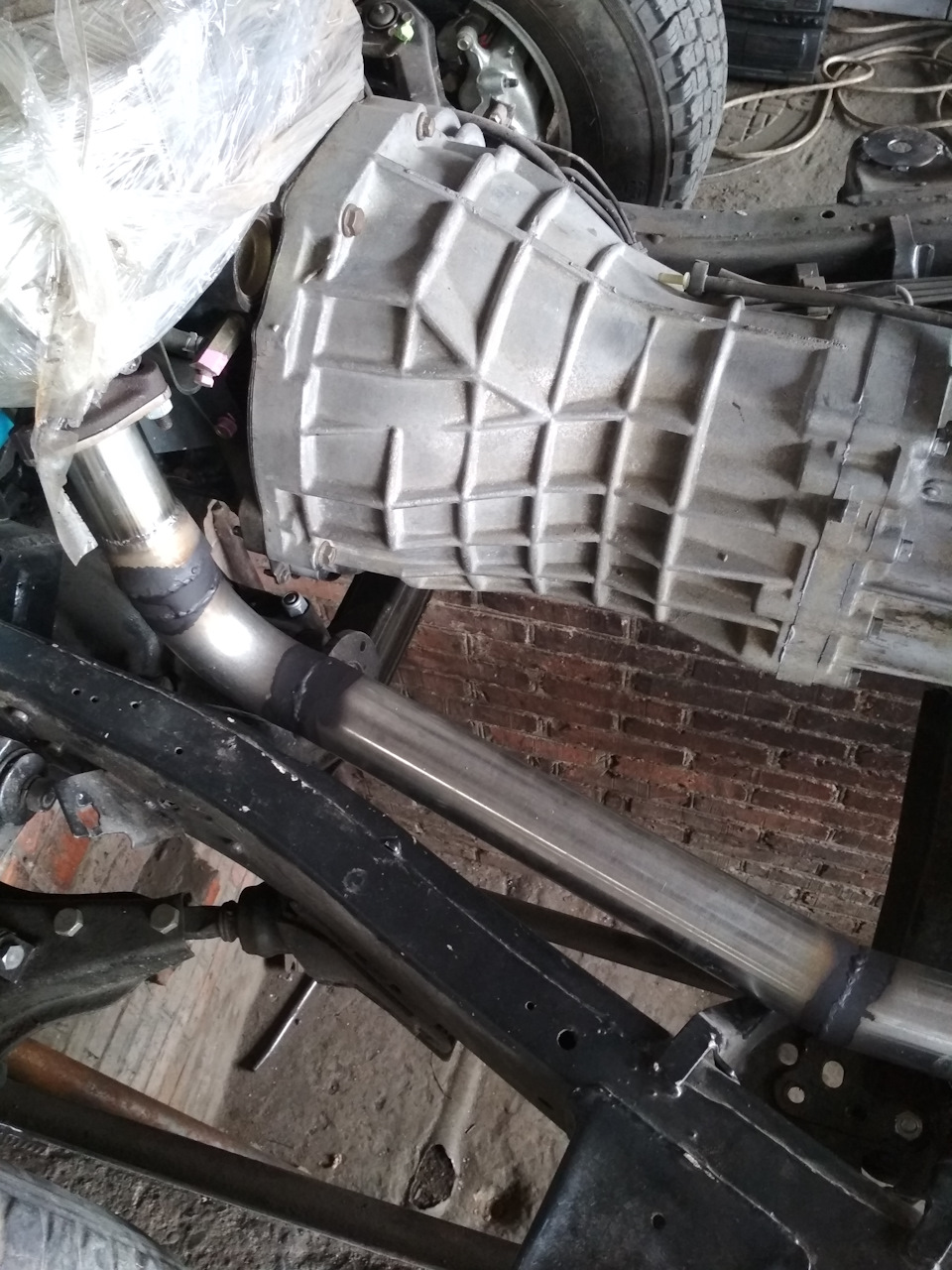 Глушитель Террано QD32eti — Nissan Terrano I, 3,2 л, 1990 года | своими ...